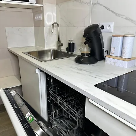 Le Charme D'antan, Hyper Center 르망