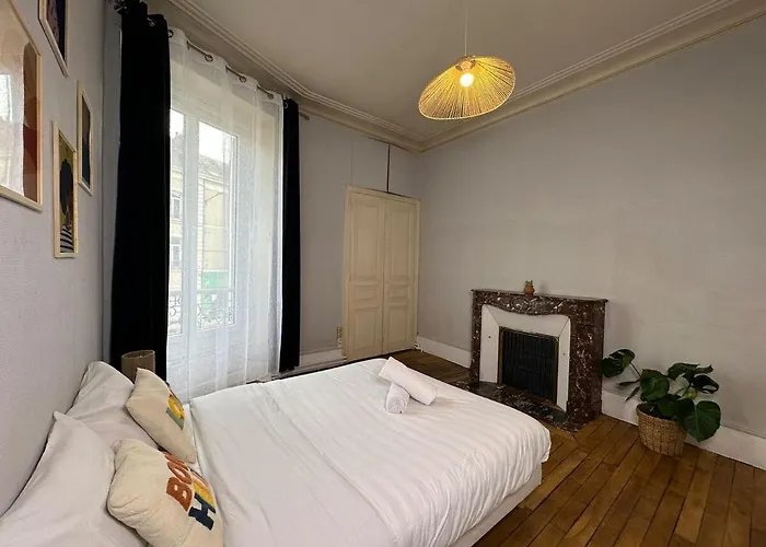 아파트 Le Charme D'antan, Hyper Center *